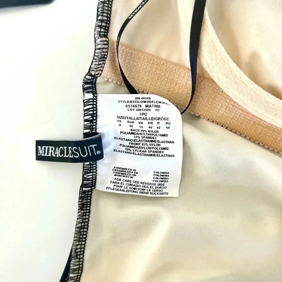 Miraclesuit Matrix Black Striped One Shoulder One Piece Swimsuit Size 8, NWT - Picture 8 of 11